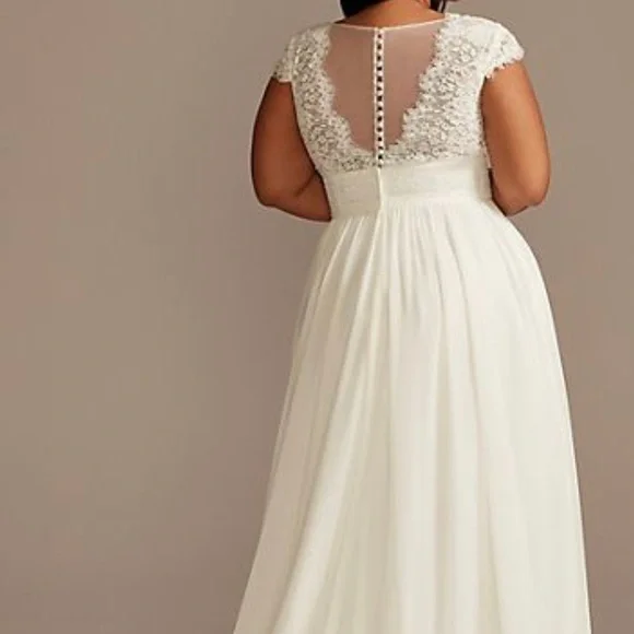 Davids’s Bridal Lace Illusion Back Chiffon Plus Size Wedding Dress - Picture 2 of 6
